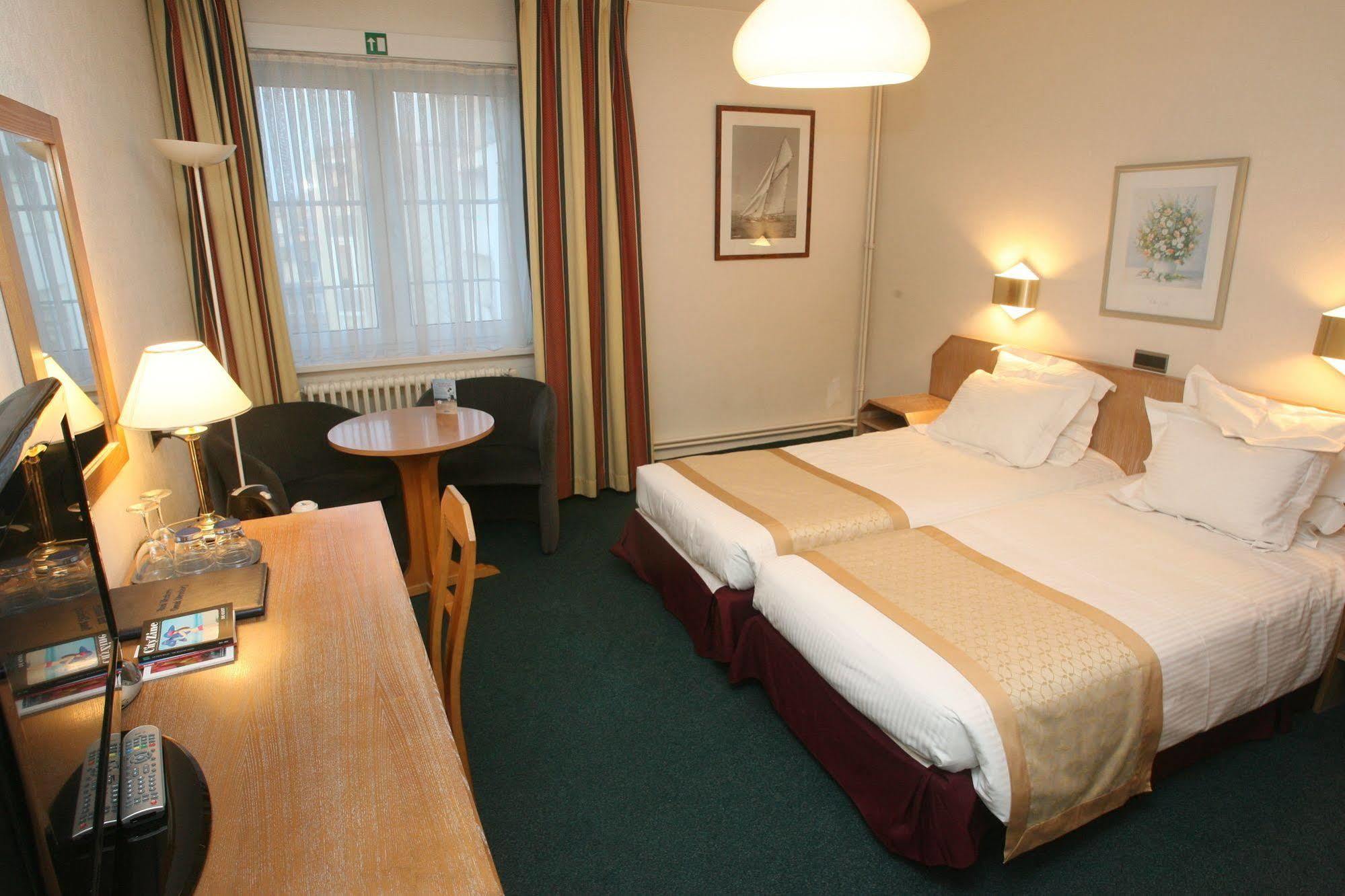 Prado Hotel